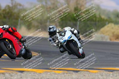 media/Oct-03-2022-Moto Forza (Mon) [[5f077a3730]]/Advanced Group/Session 3 (Turn 3)/